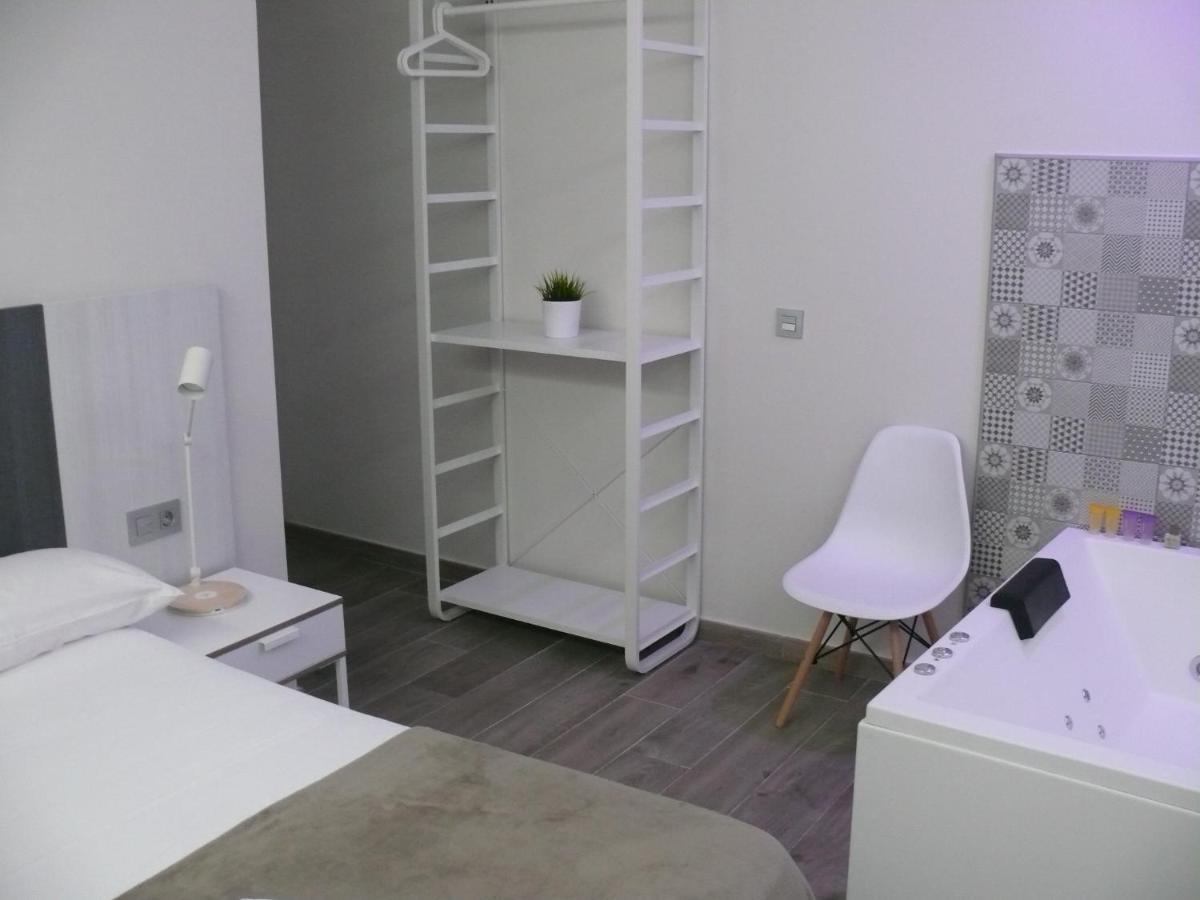 Hostal Letto Dal Mare Valensiya Dış mekan fotoğraf