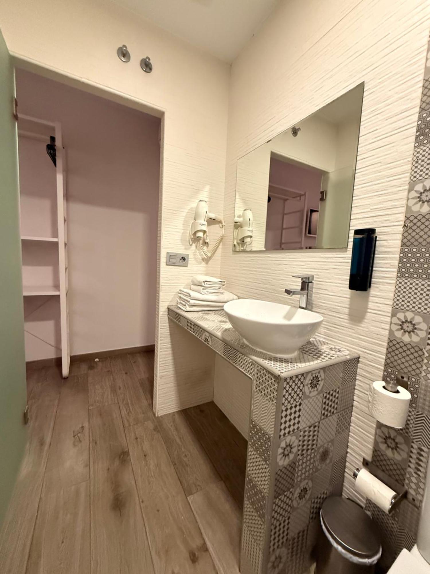 Hostal Letto Dal Mare Valensiya Dış mekan fotoğraf